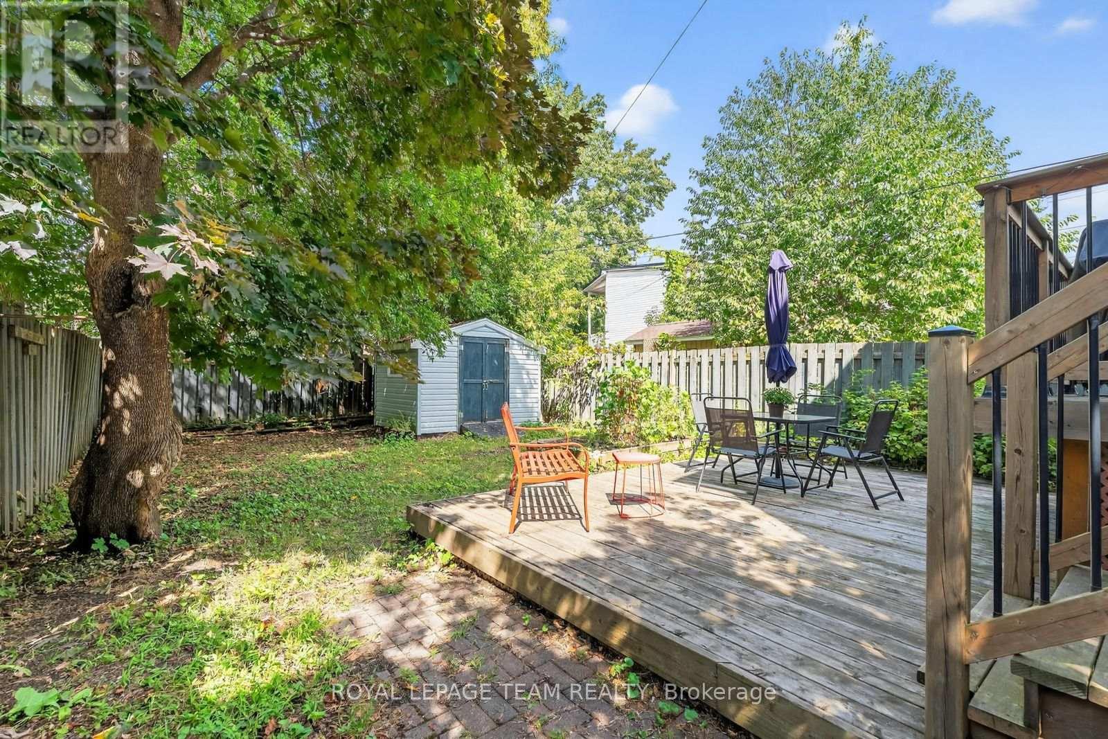 217 Montfort Street