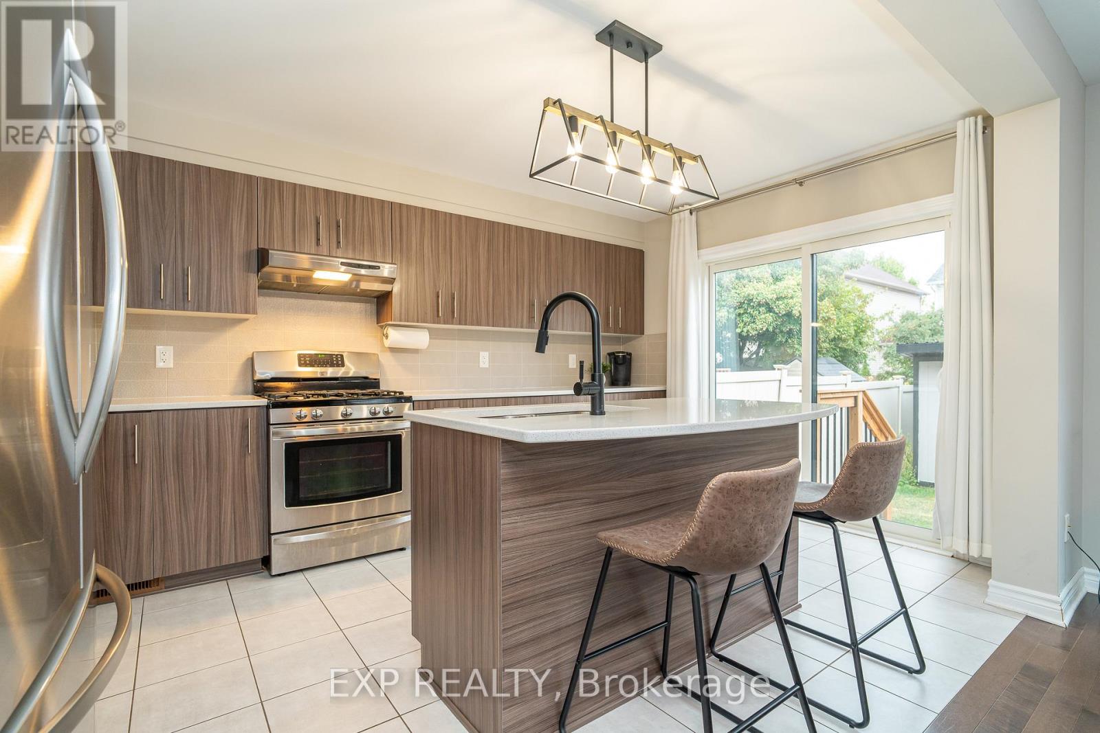3545 Woodroffe Avenue