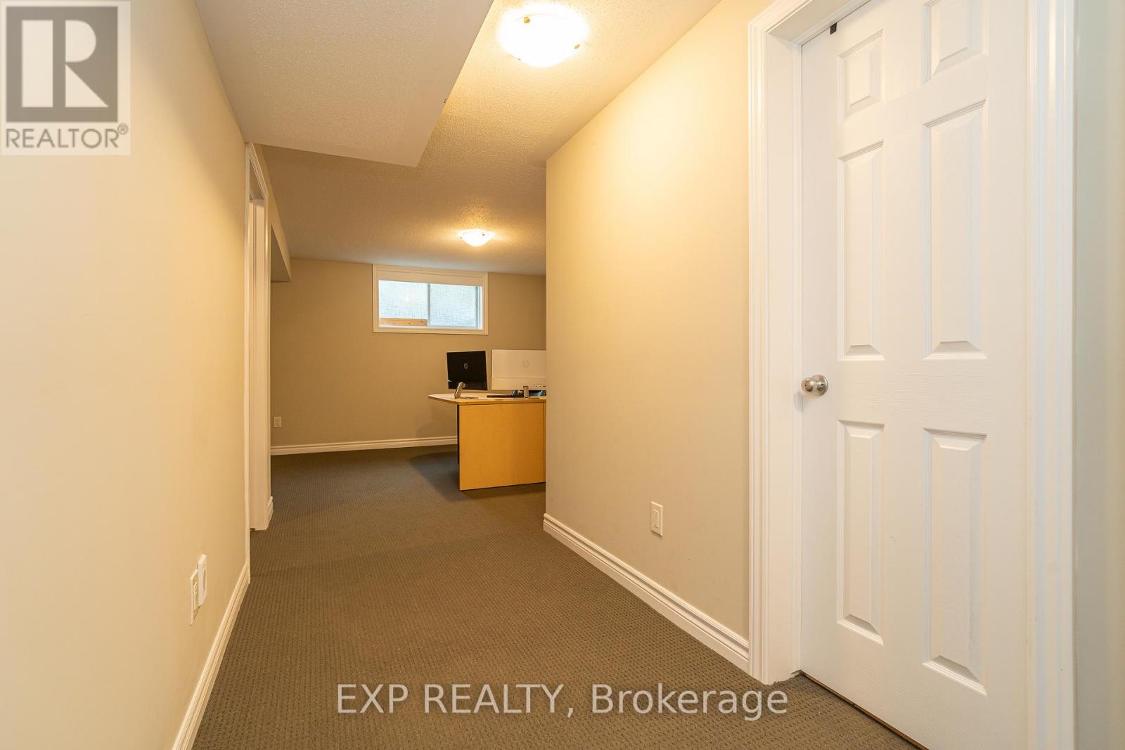 3545 Woodroffe Avenue