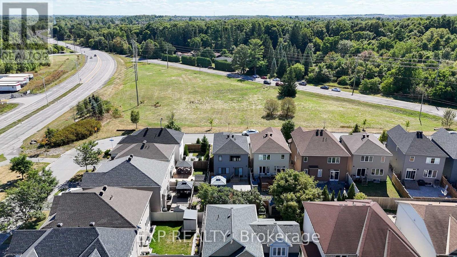 3545 Woodroffe Avenue