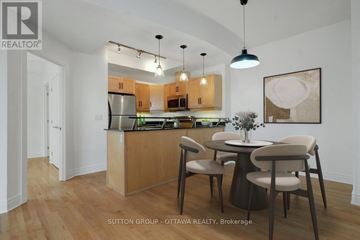 802 - 95 Bronson Avenue