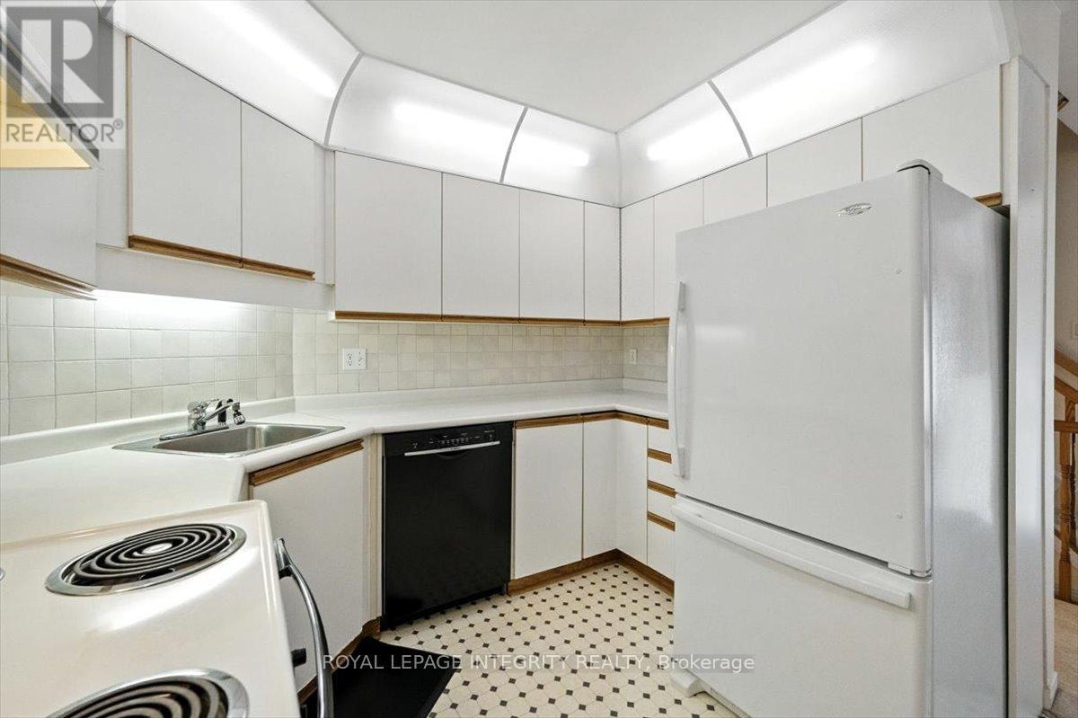 17 Columbus Avenue