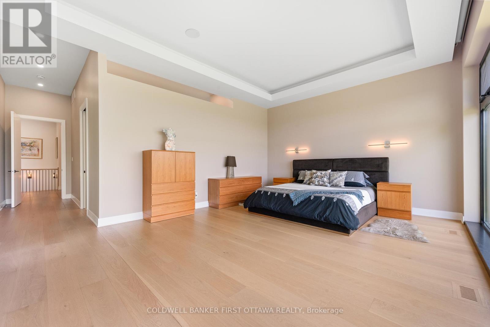 1981 Prince Of Wales Drive