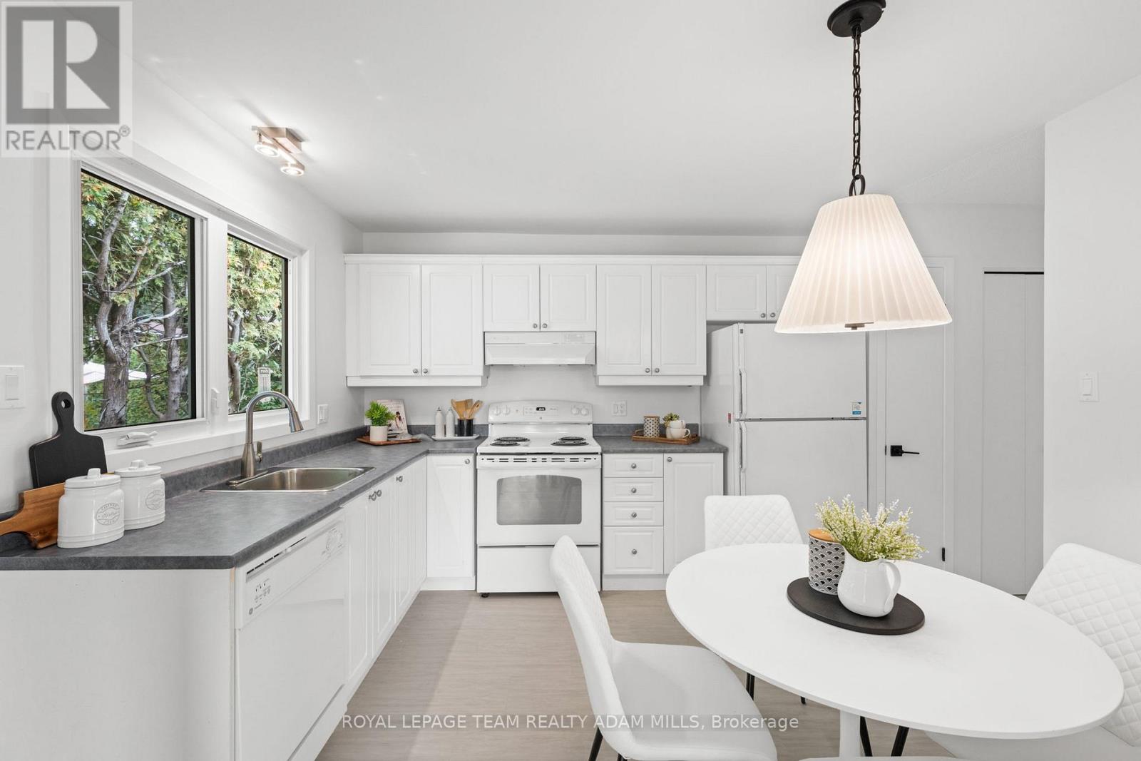 968 Walkley Road