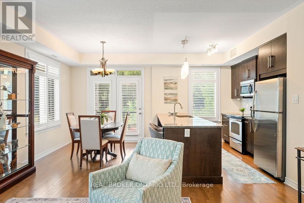 102 - 52 Magnolia Way
