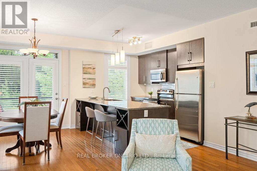102 - 52 Magnolia Way