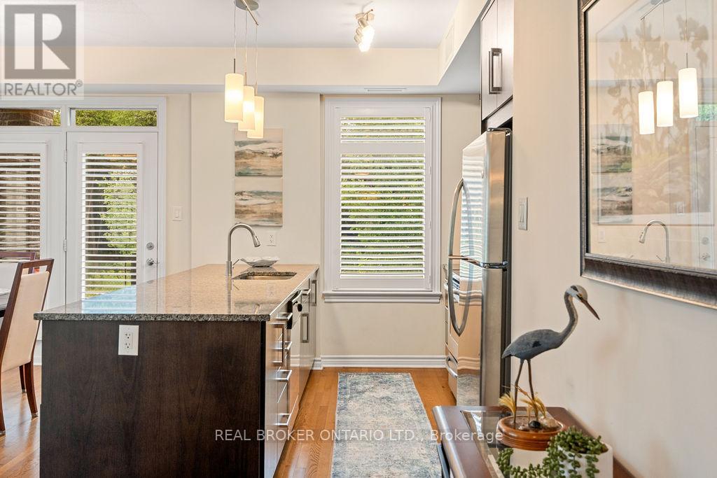 102 - 52 Magnolia Way