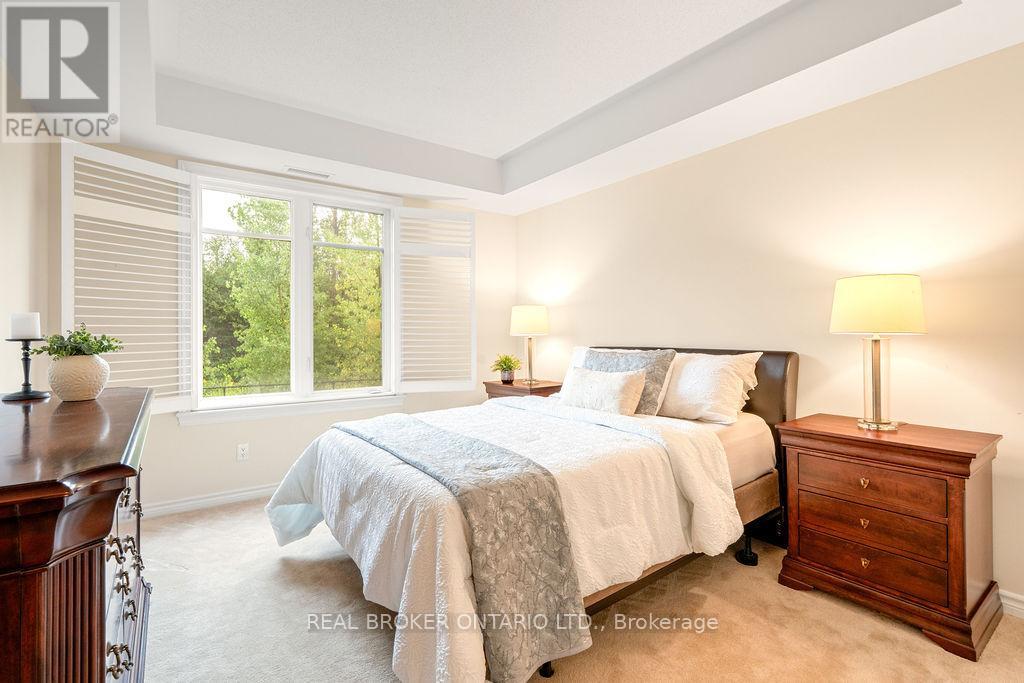 102 - 52 Magnolia Way