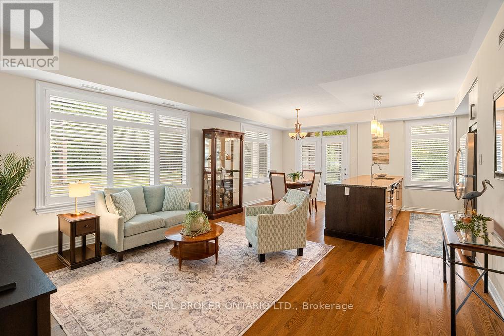 102 - 52 Magnolia Way