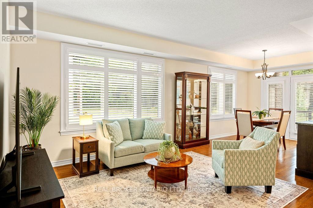 102 - 52 Magnolia Way