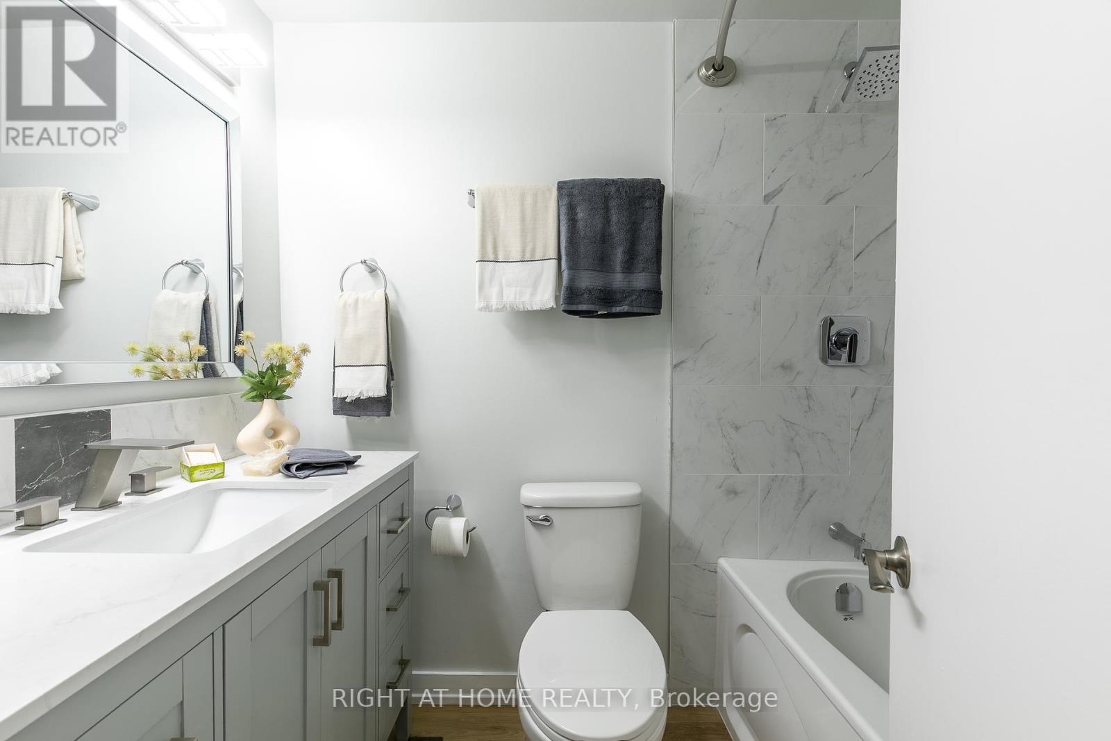 15 - 2669 Southvale Drive