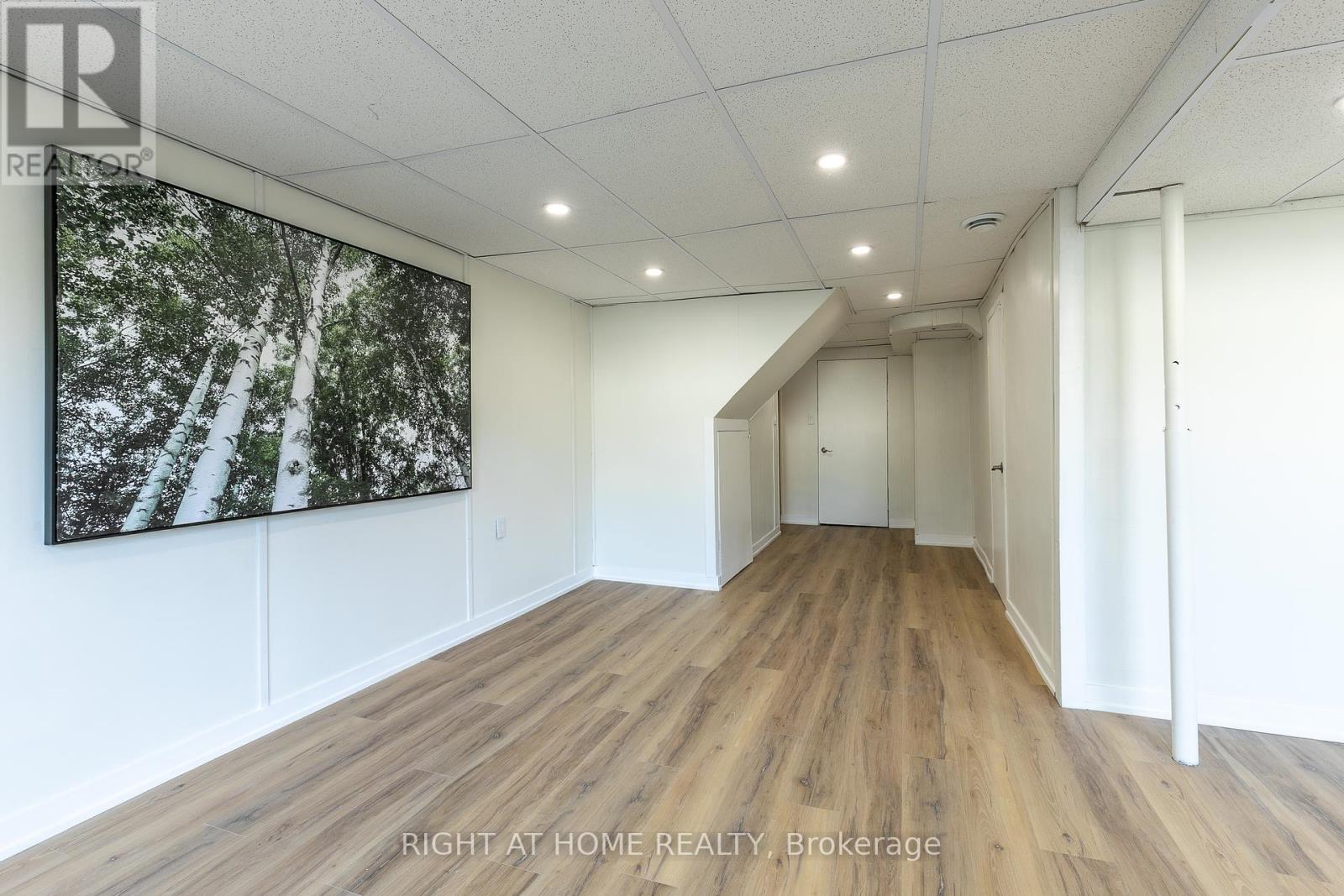 15 - 2669 Southvale Drive