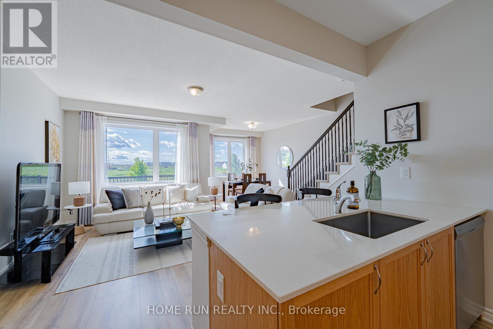 366 Aphelion Crescent