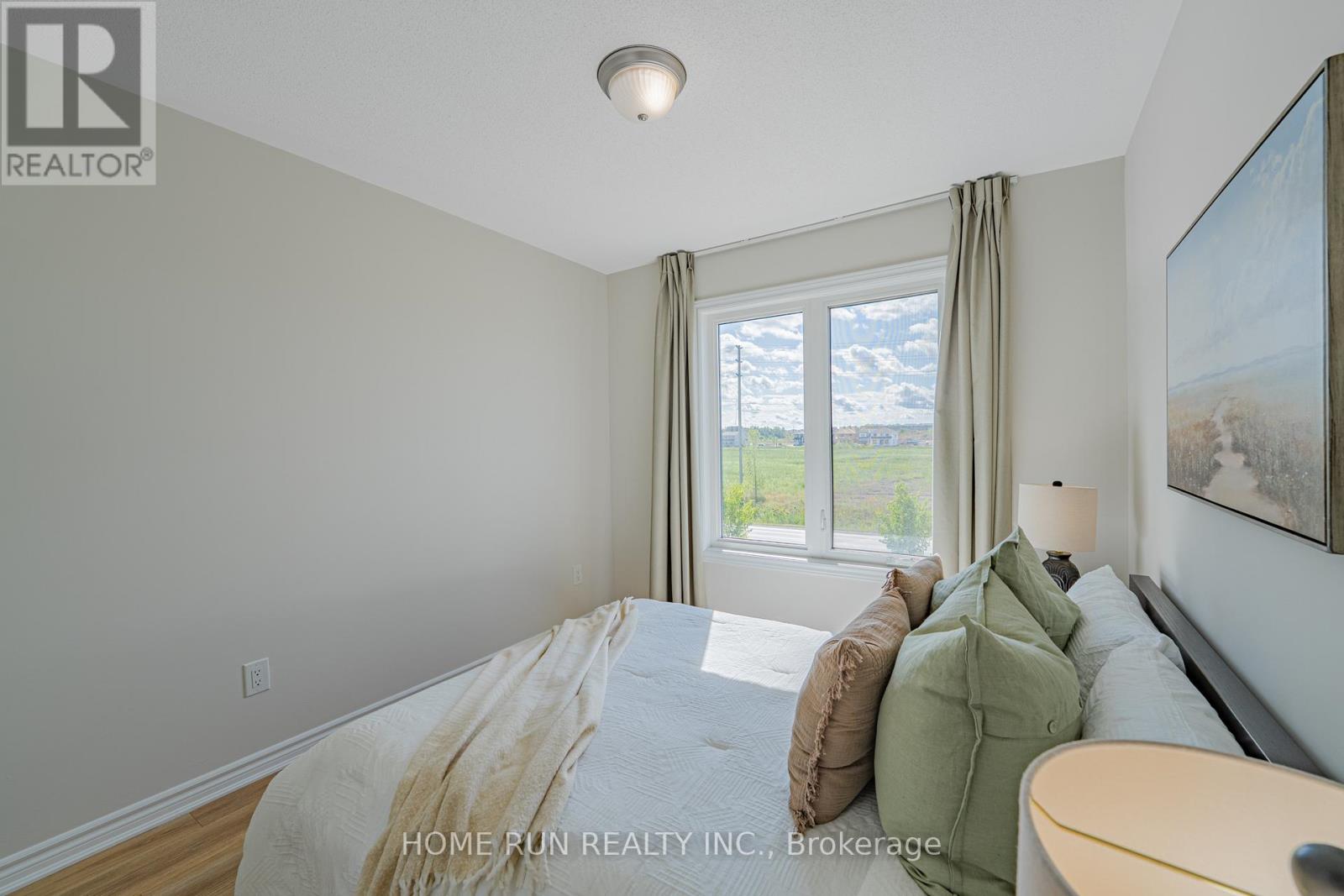 366 Aphelion Crescent