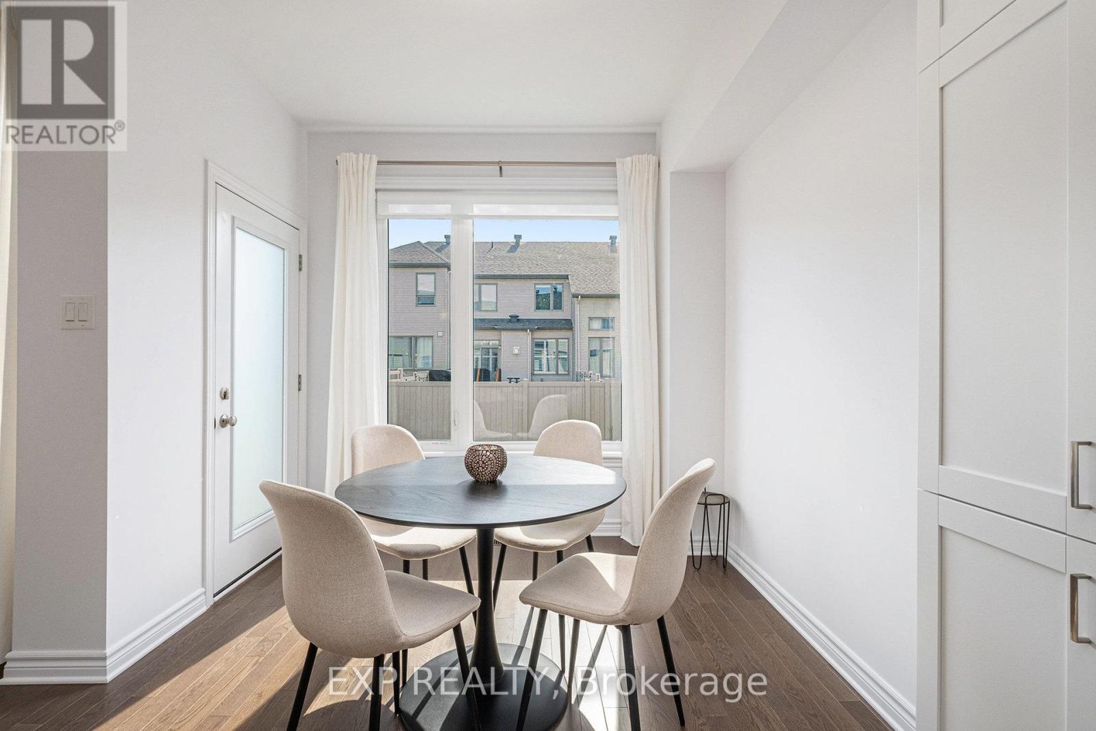 519 Triangle Street