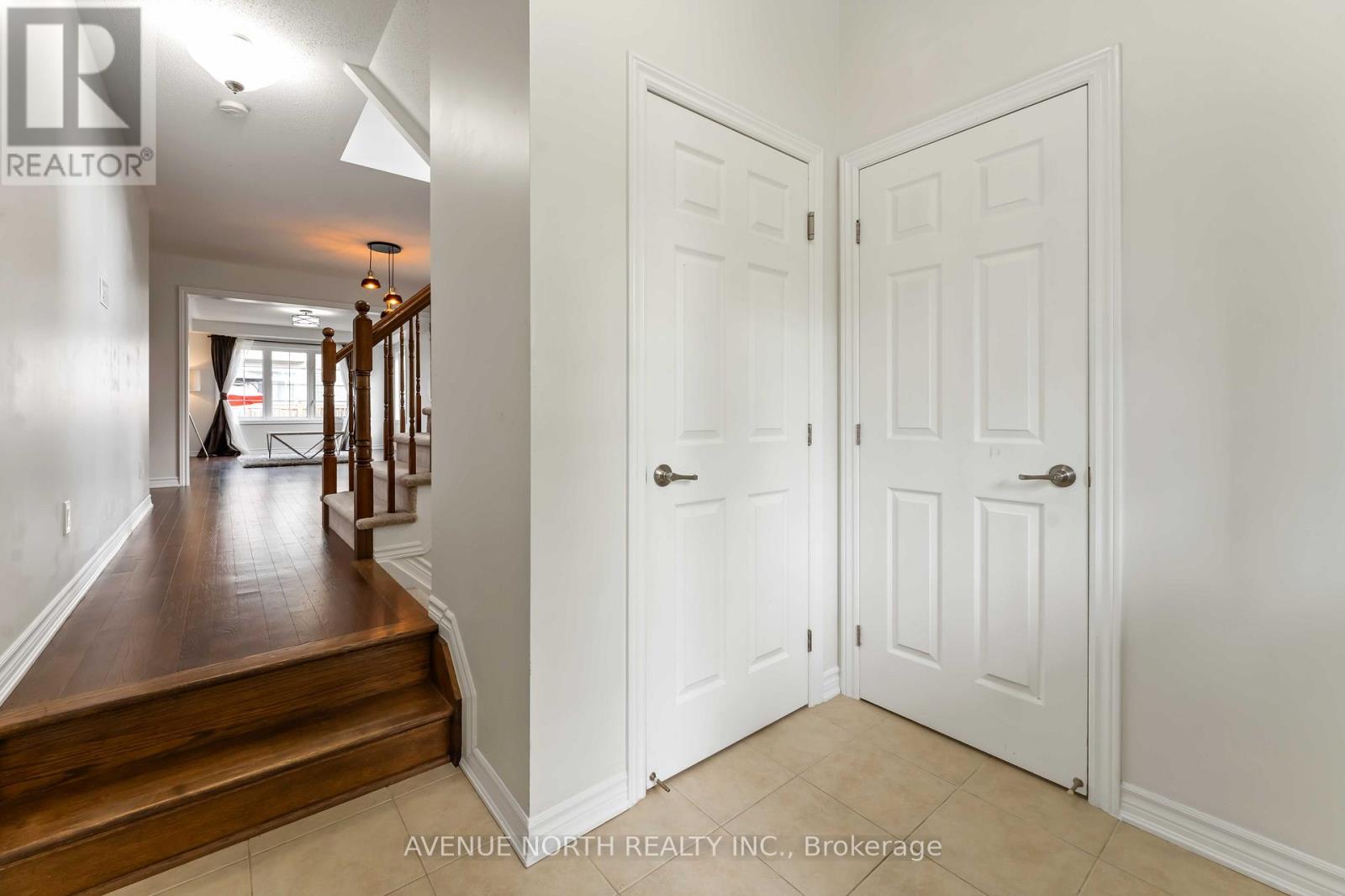 563 Foxlight Circle