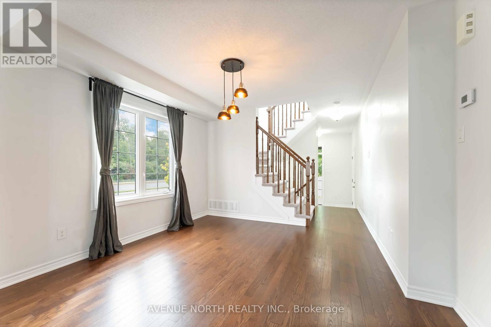 563 Foxlight Circle