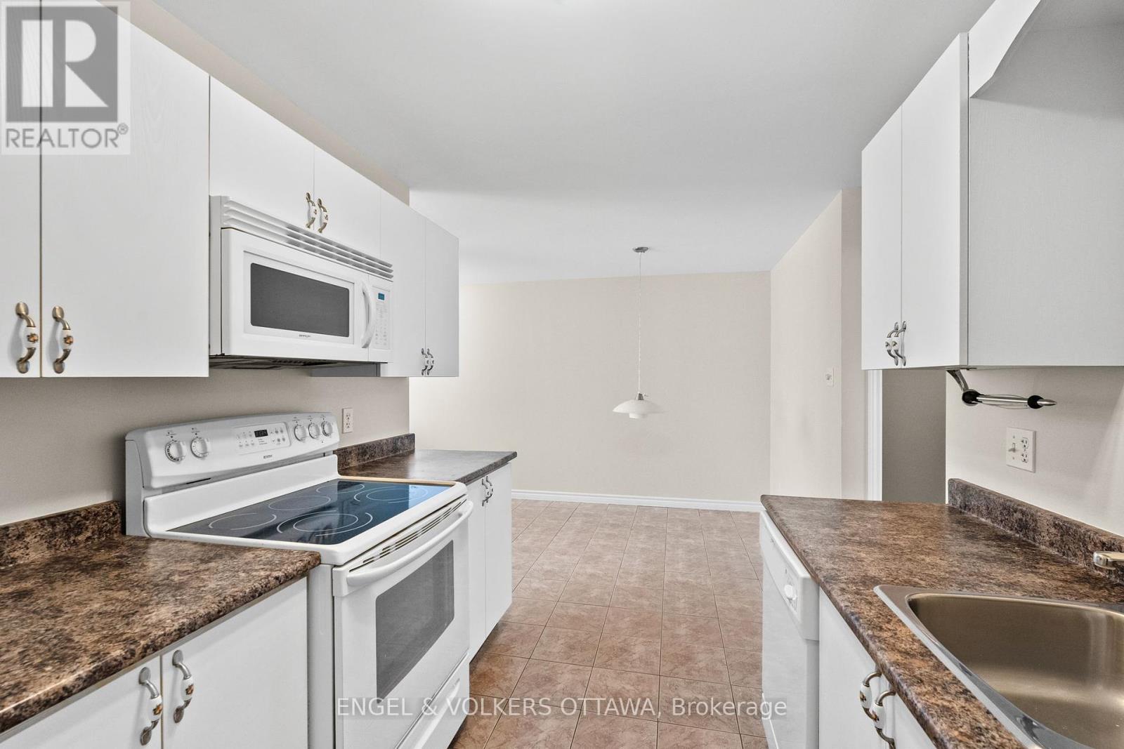 E - 50 Fifth Street E