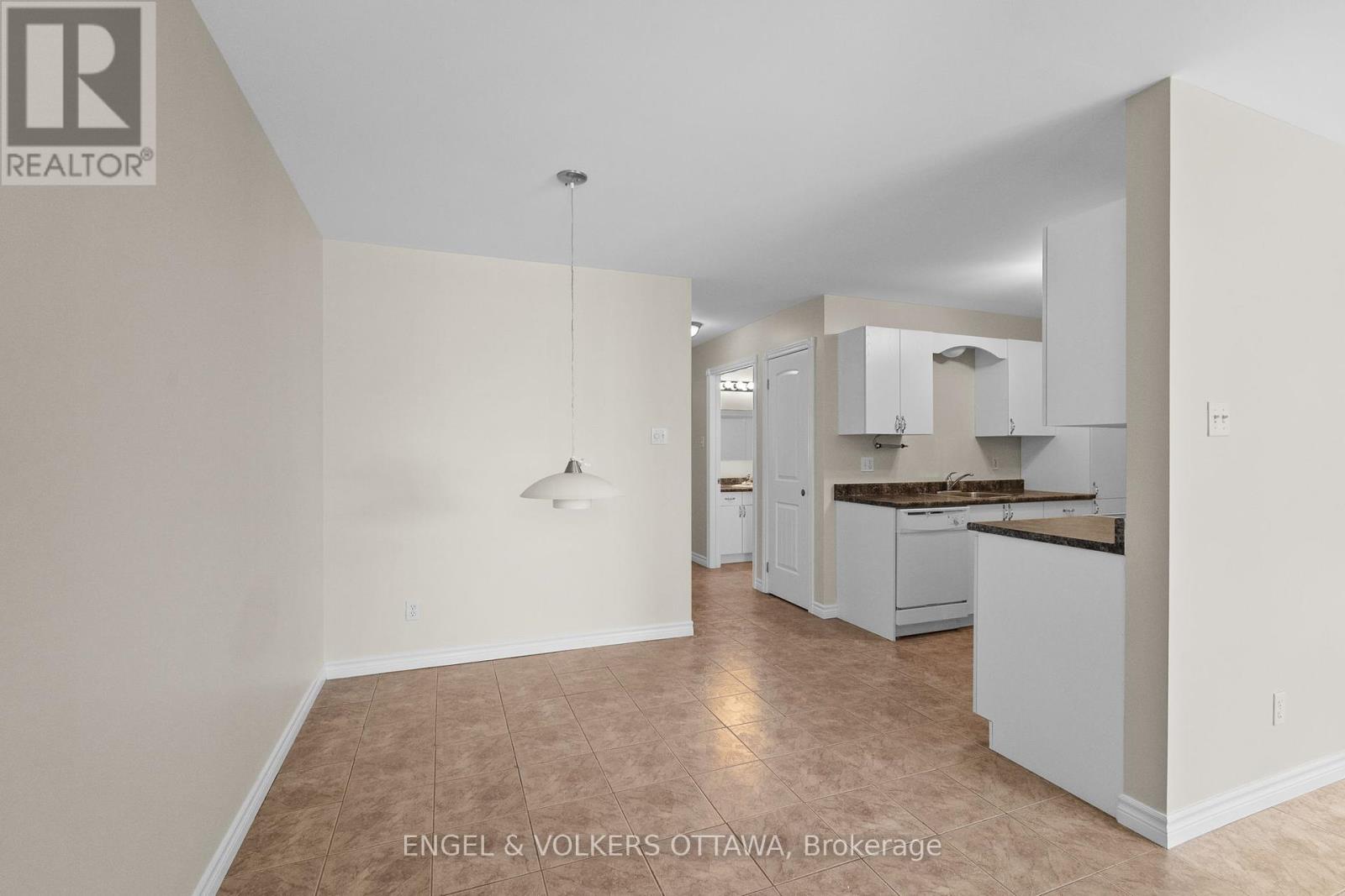 E - 50 Fifth Street E