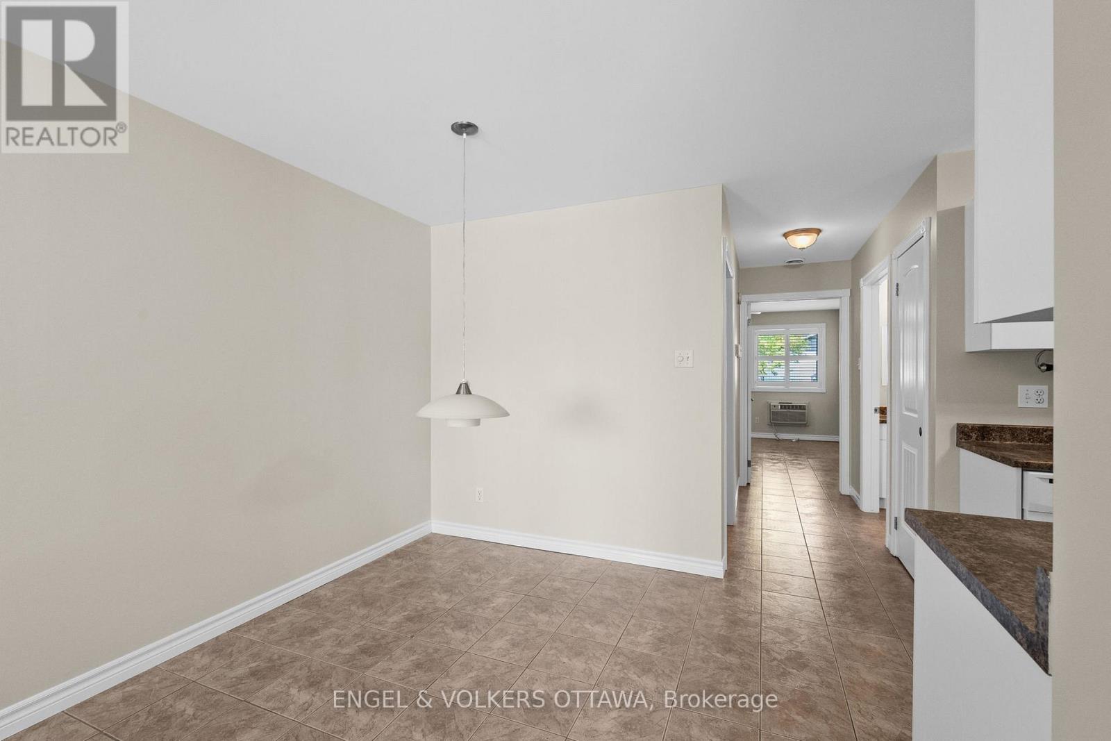 E - 50 Fifth Street E