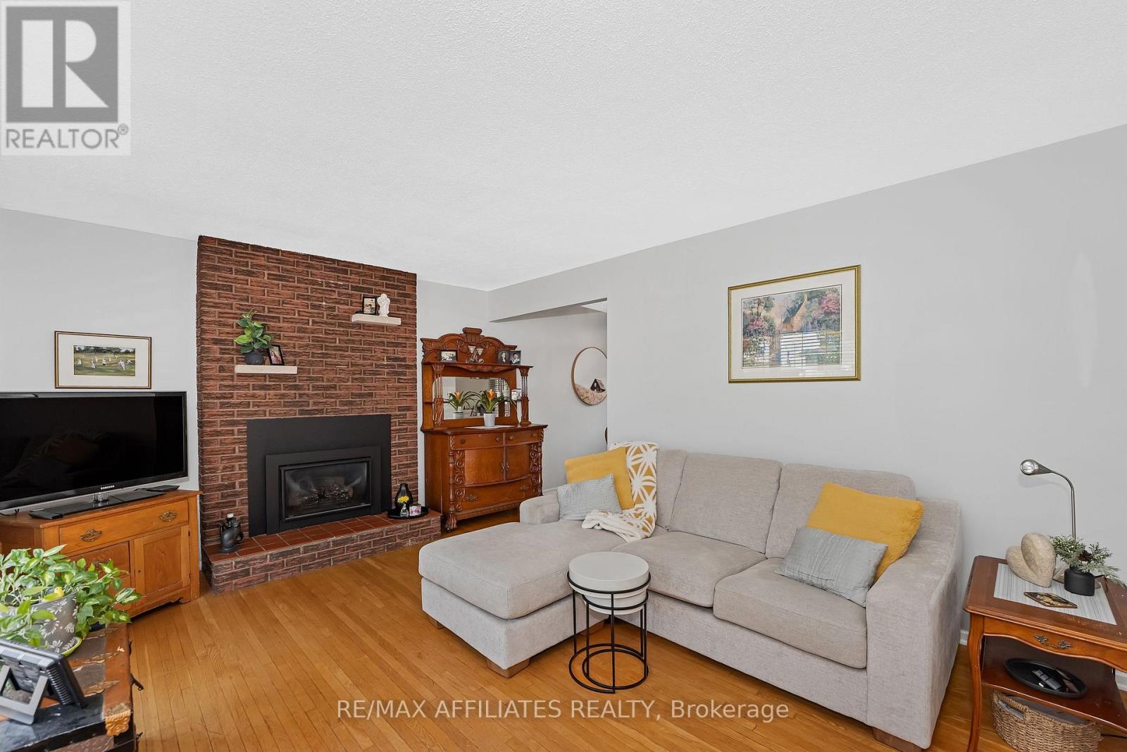 11 Tripp Crescent