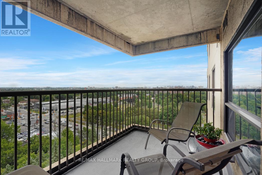 1006 - 545 St Laurent Boulevard