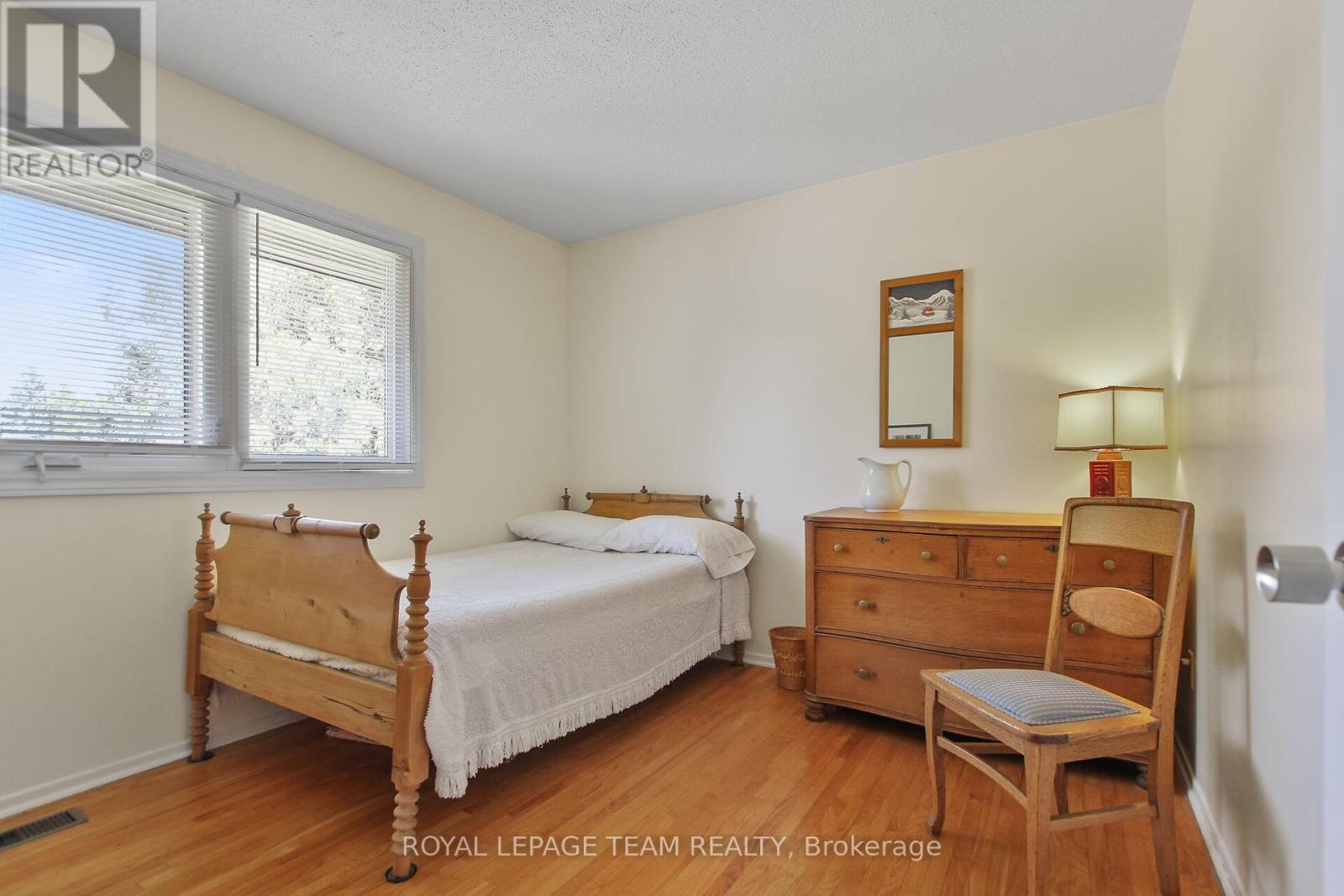 484 Hazeldean Road, Unit #1