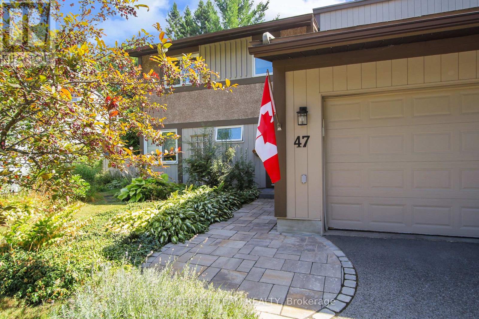 484 Hazeldean Road, Unit #1