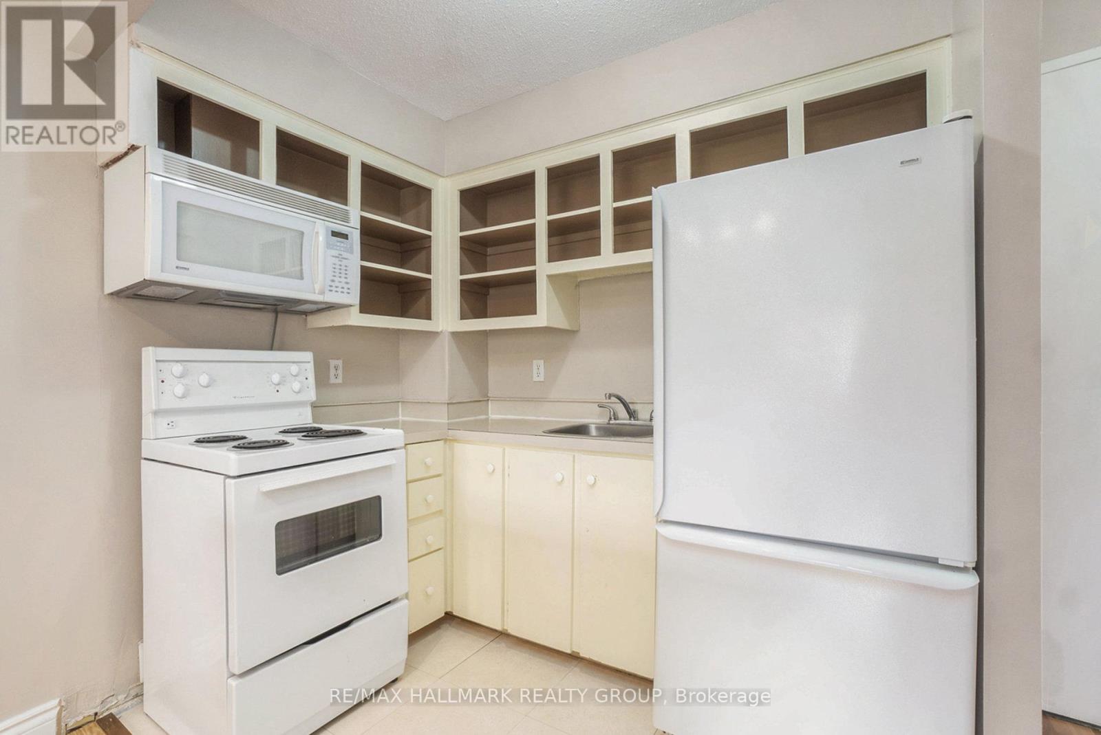 203c - 2041 Arrowsmith Dr. Drive