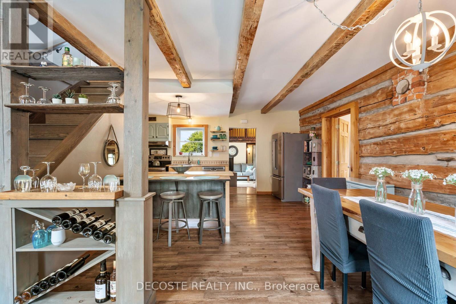 21695 Laggan-glenelg Road