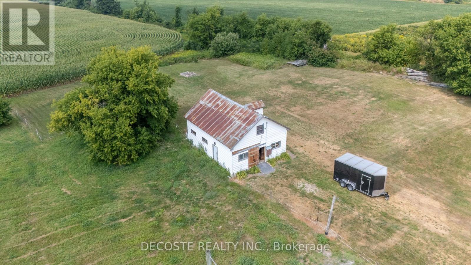 21695 Laggan-glenelg Road