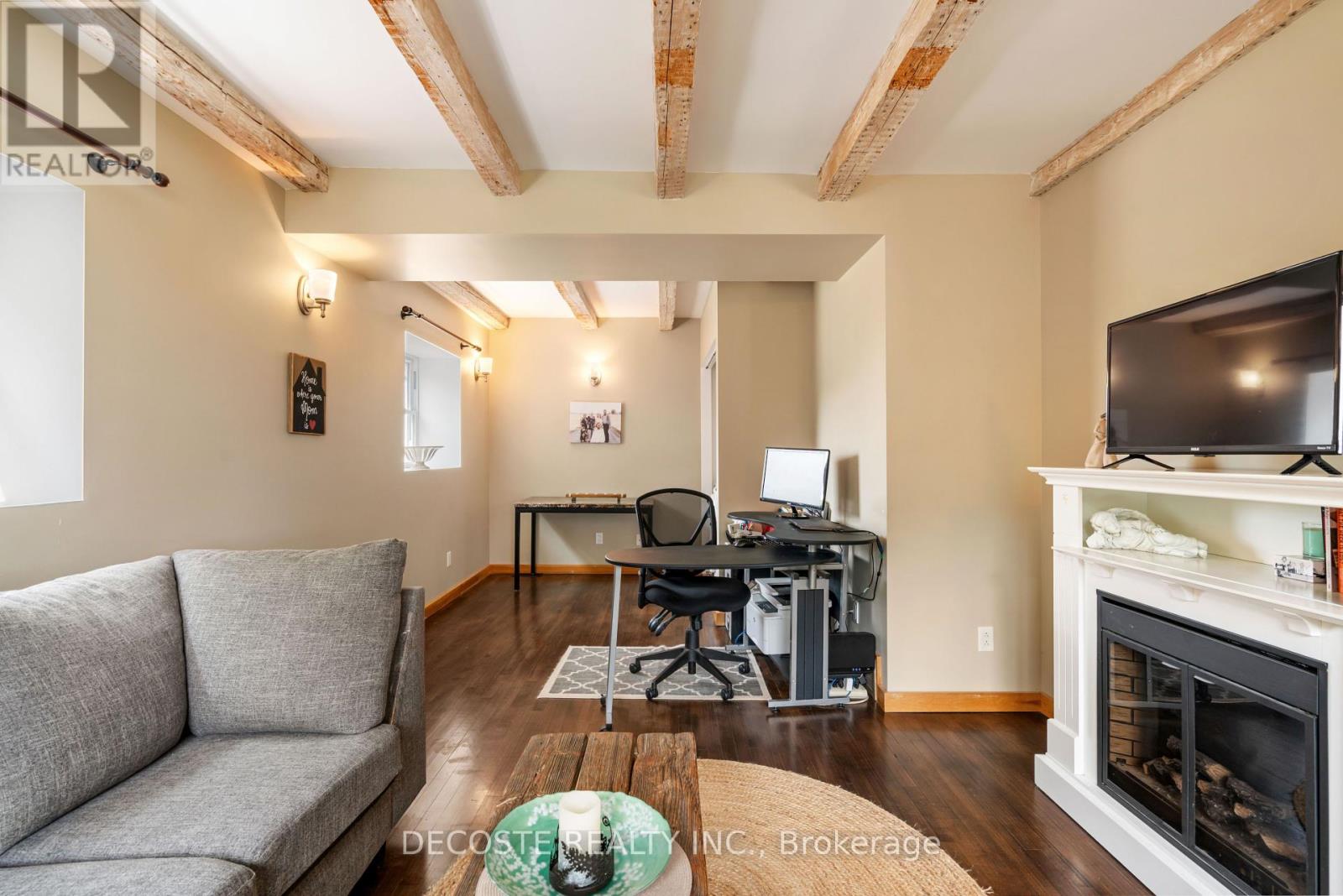 21695 Laggan-glenelg Road