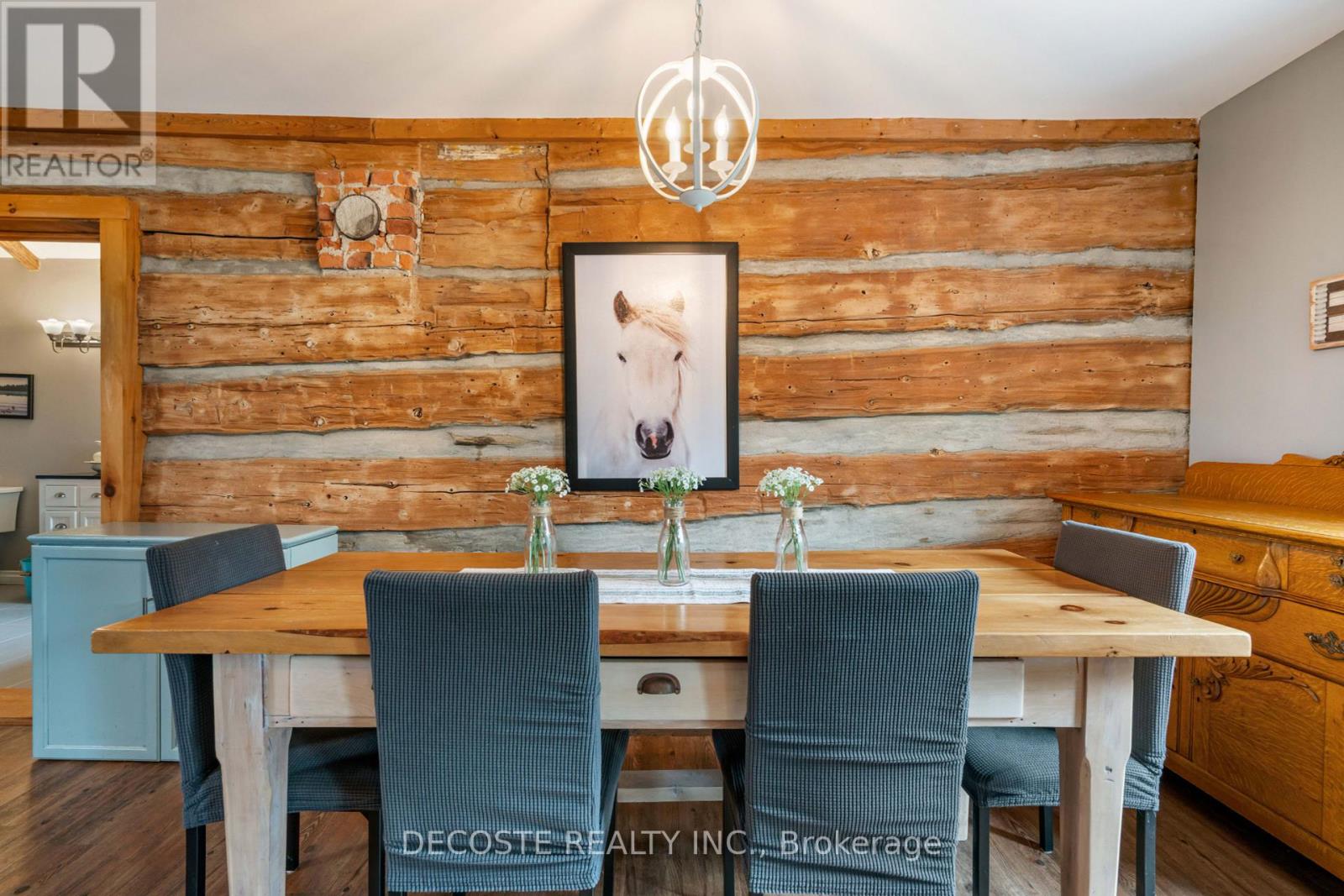 21695 Laggan-glenelg Road