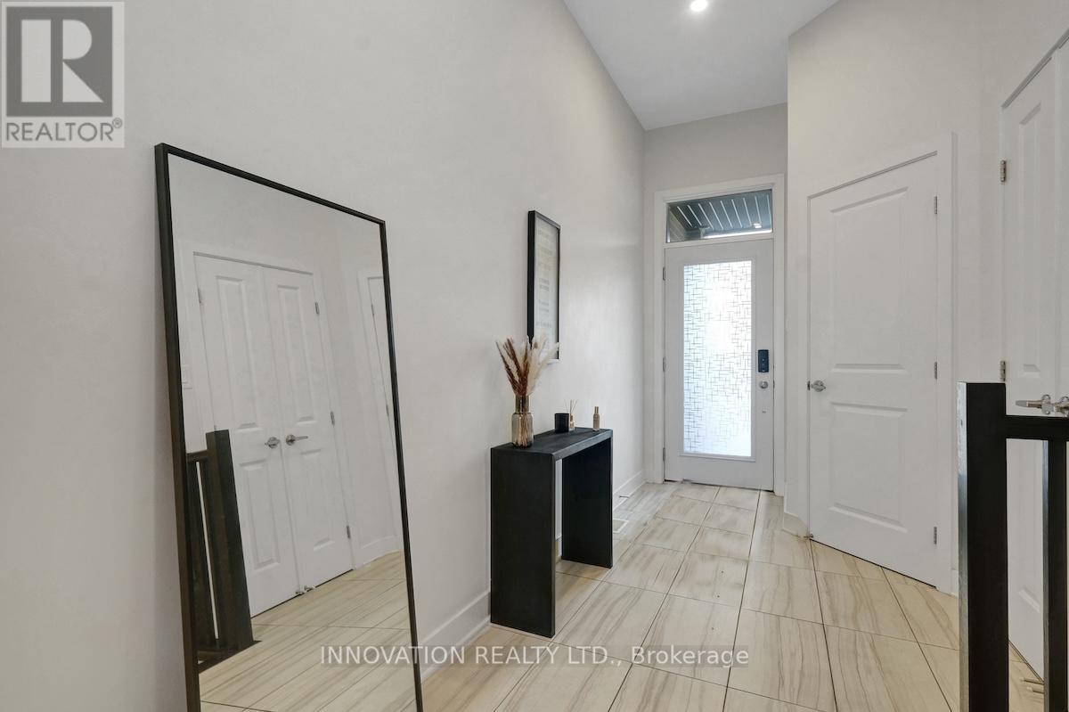 567 Triangle Street