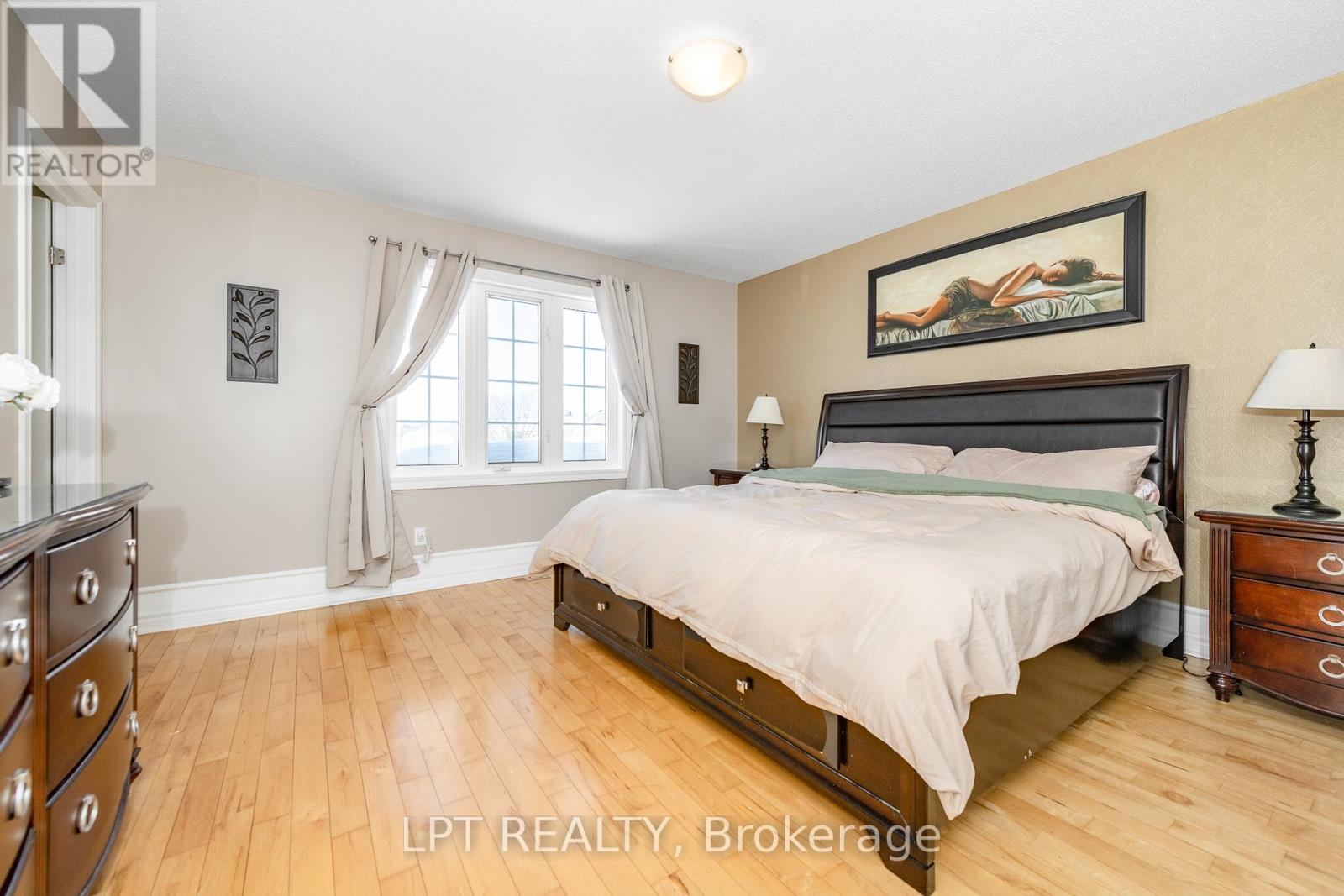 800 Schooner Crescent