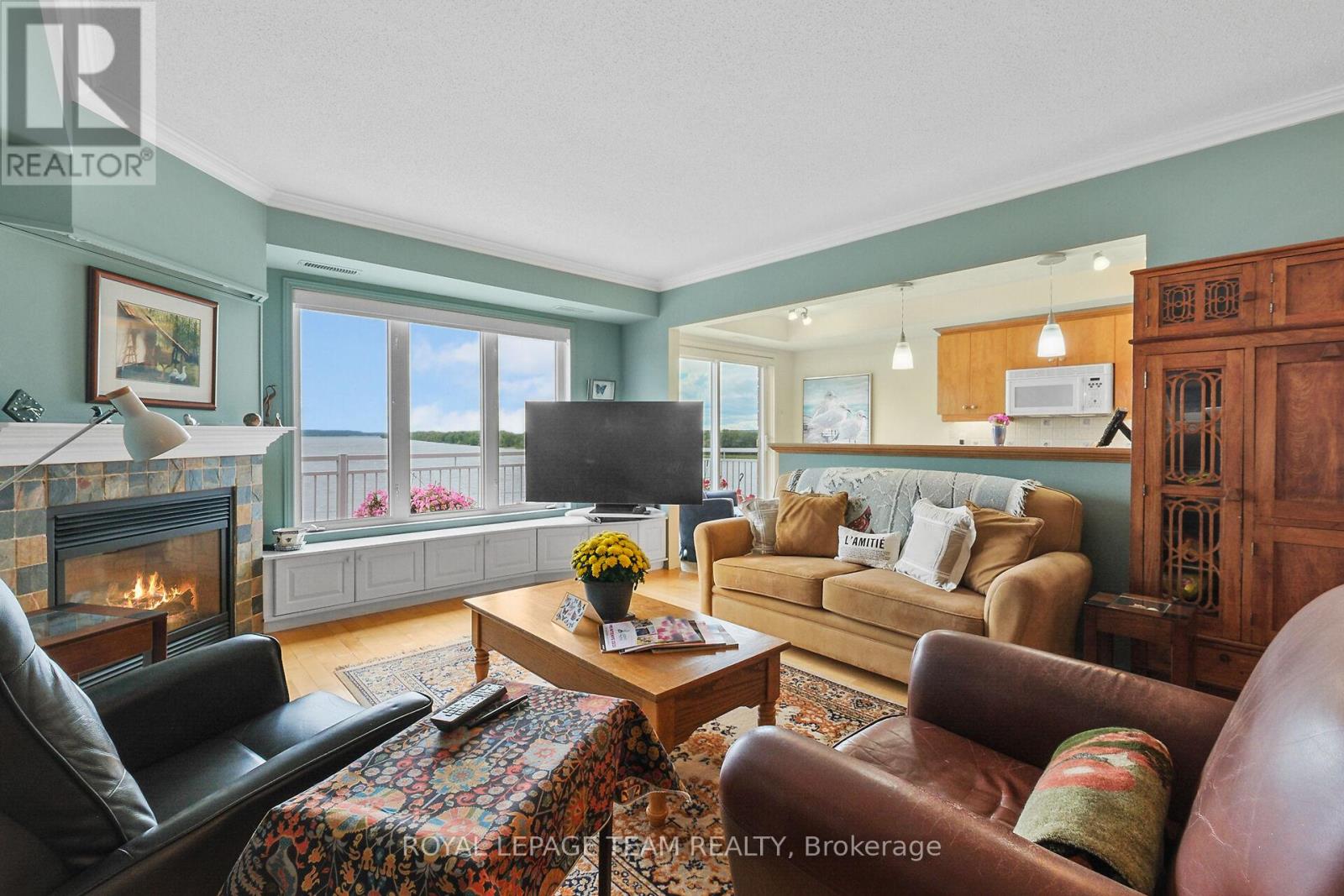503 - 136 Edwards Street