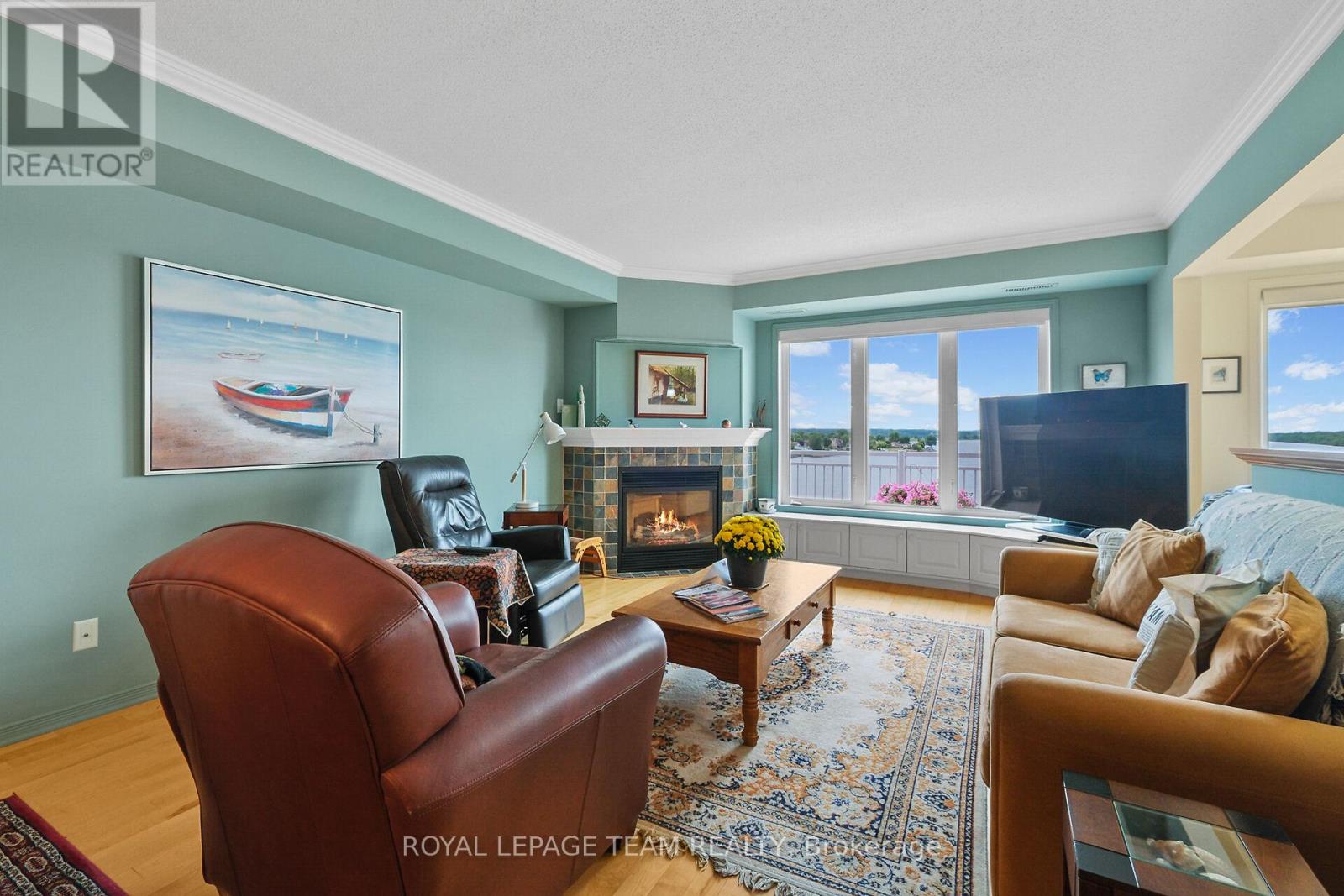 503 - 136 Edwards Street