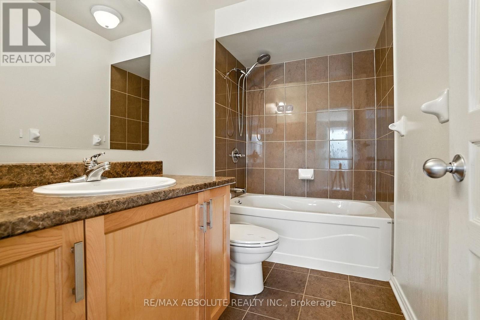 377 Celtic Ridge Crescent