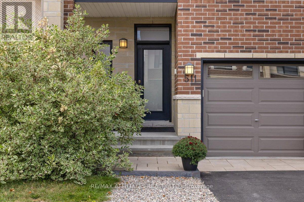511 Earnscliffe Grove