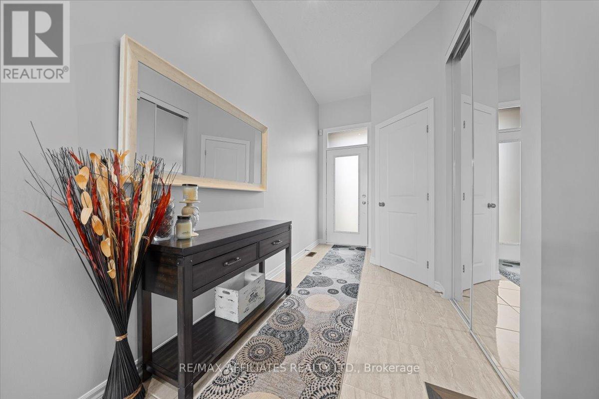 511 Earnscliffe Grove