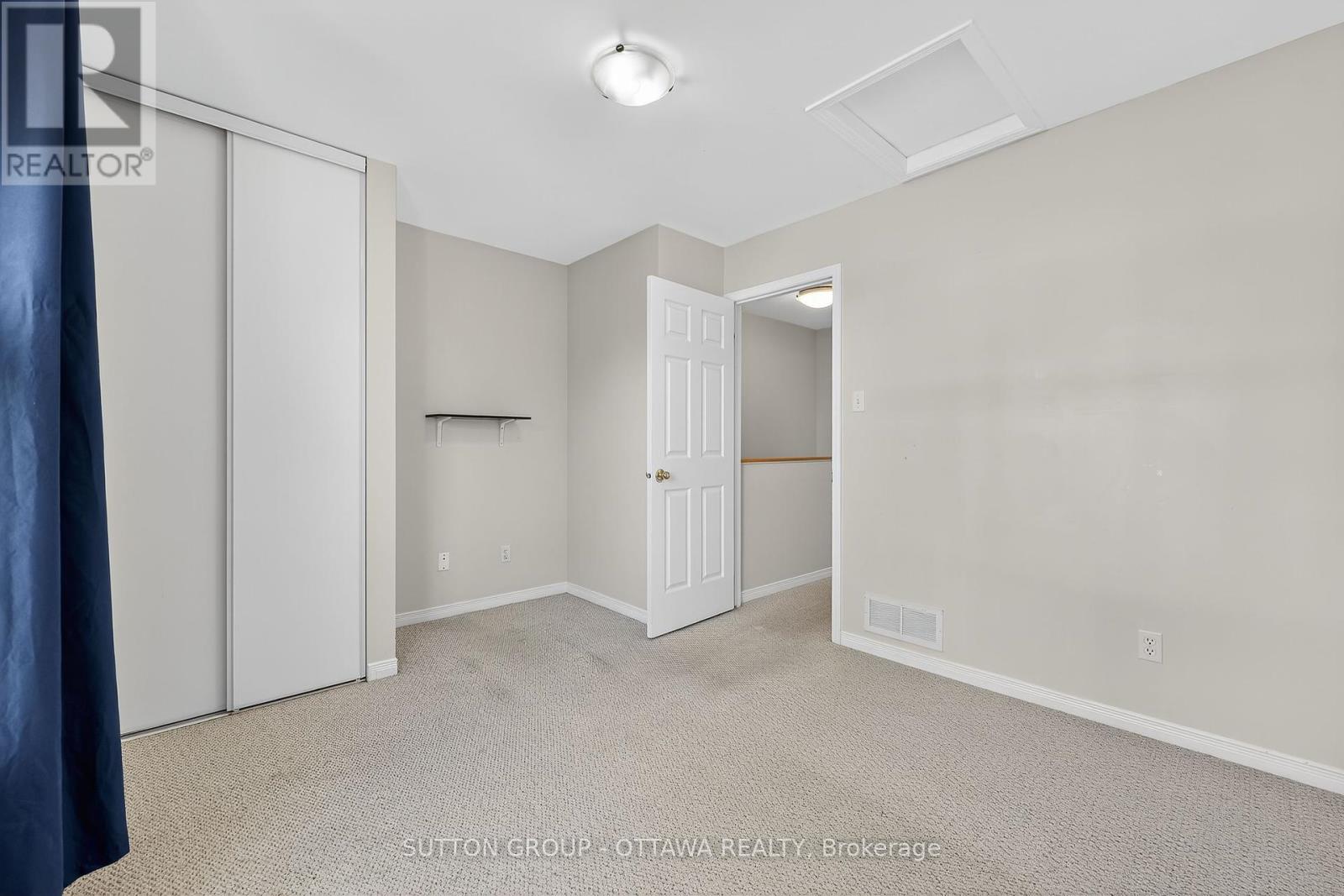 59 Thornbury Crescent
