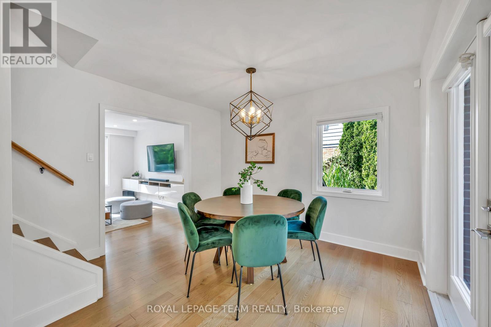 2233 Beaver Avenue