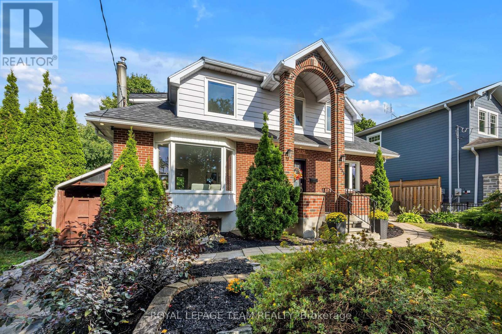2233 Beaver Avenue
