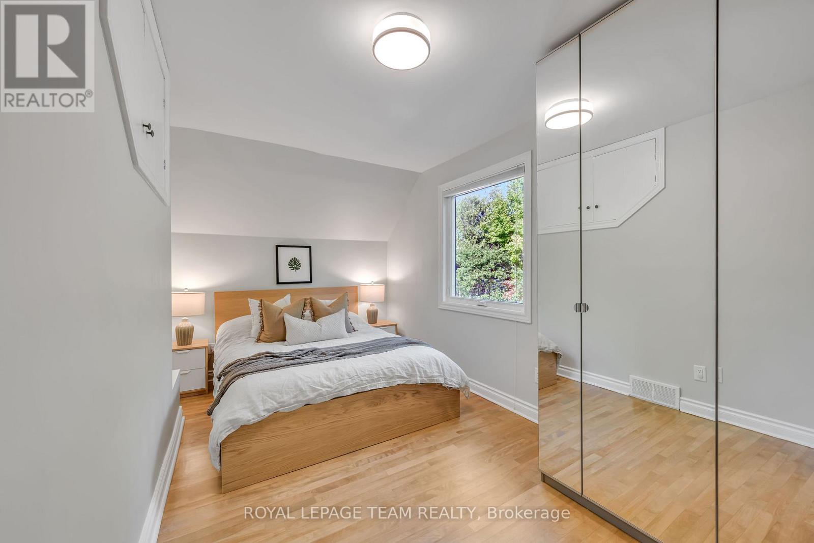 2233 Beaver Avenue