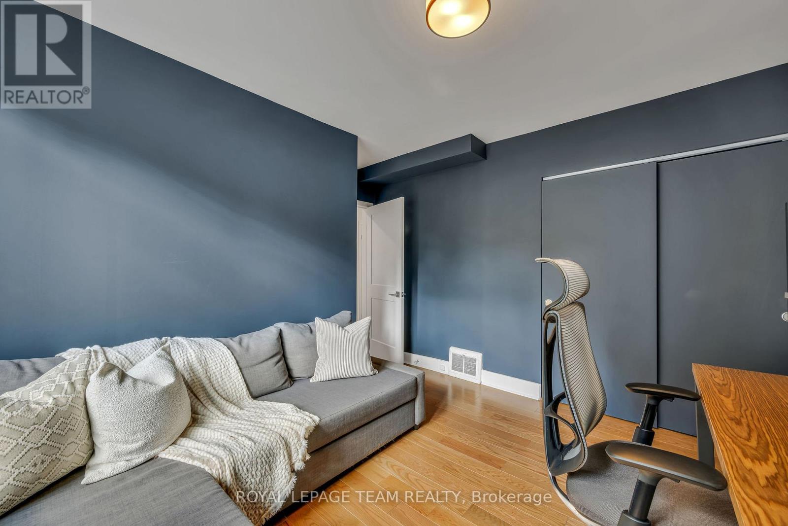 2233 Beaver Avenue