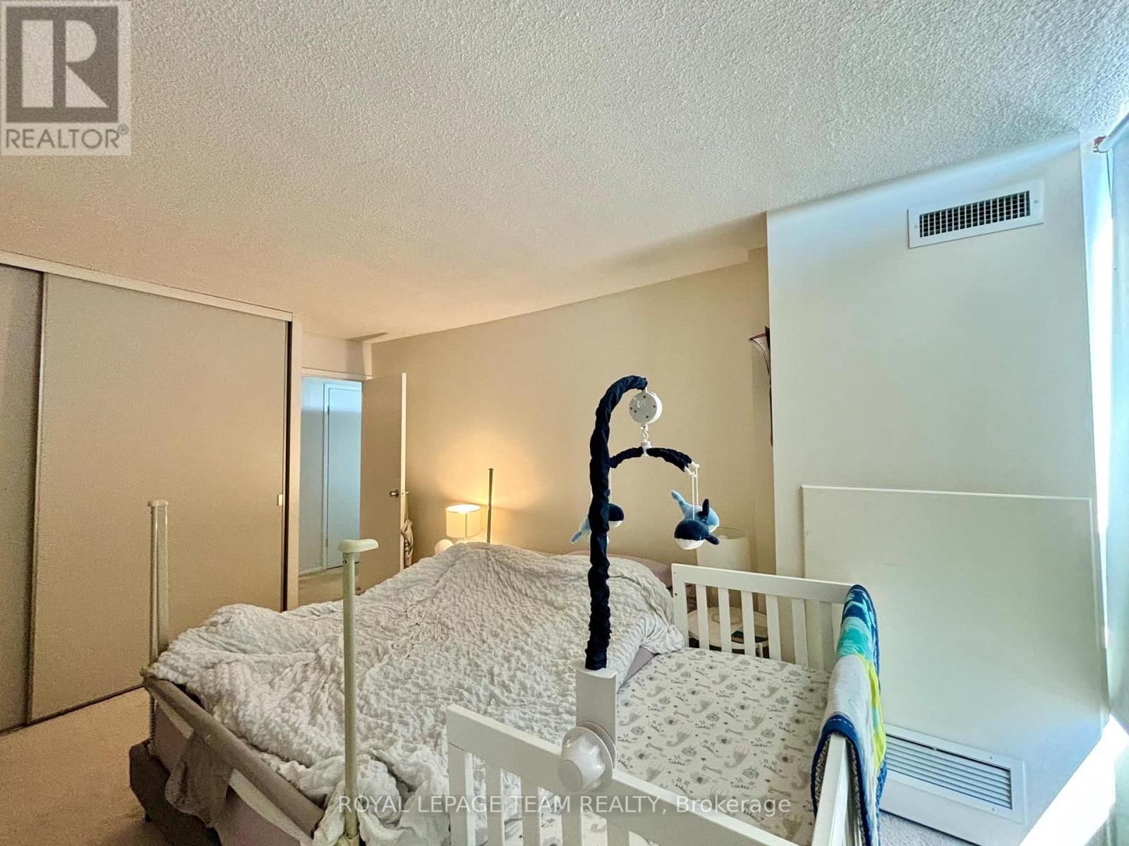 1101 - 2951 Riverside Drive