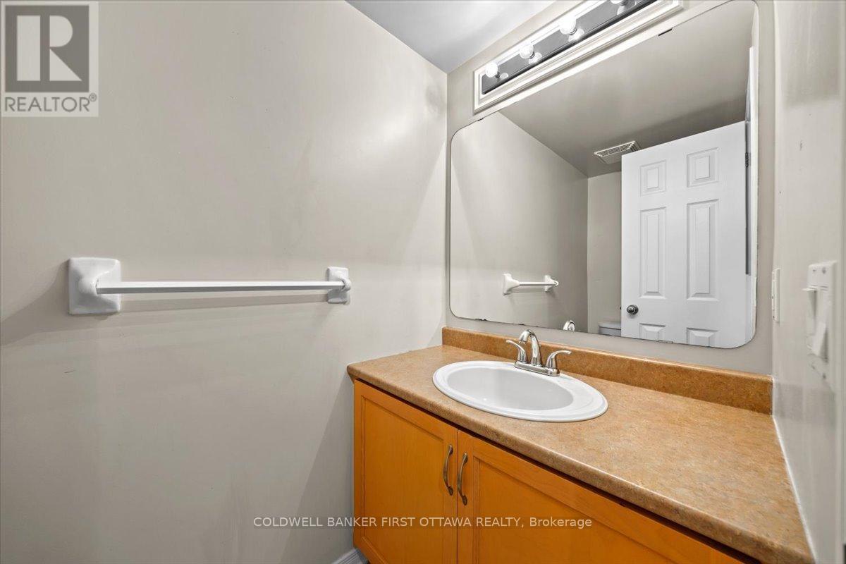 18 Maxton Private