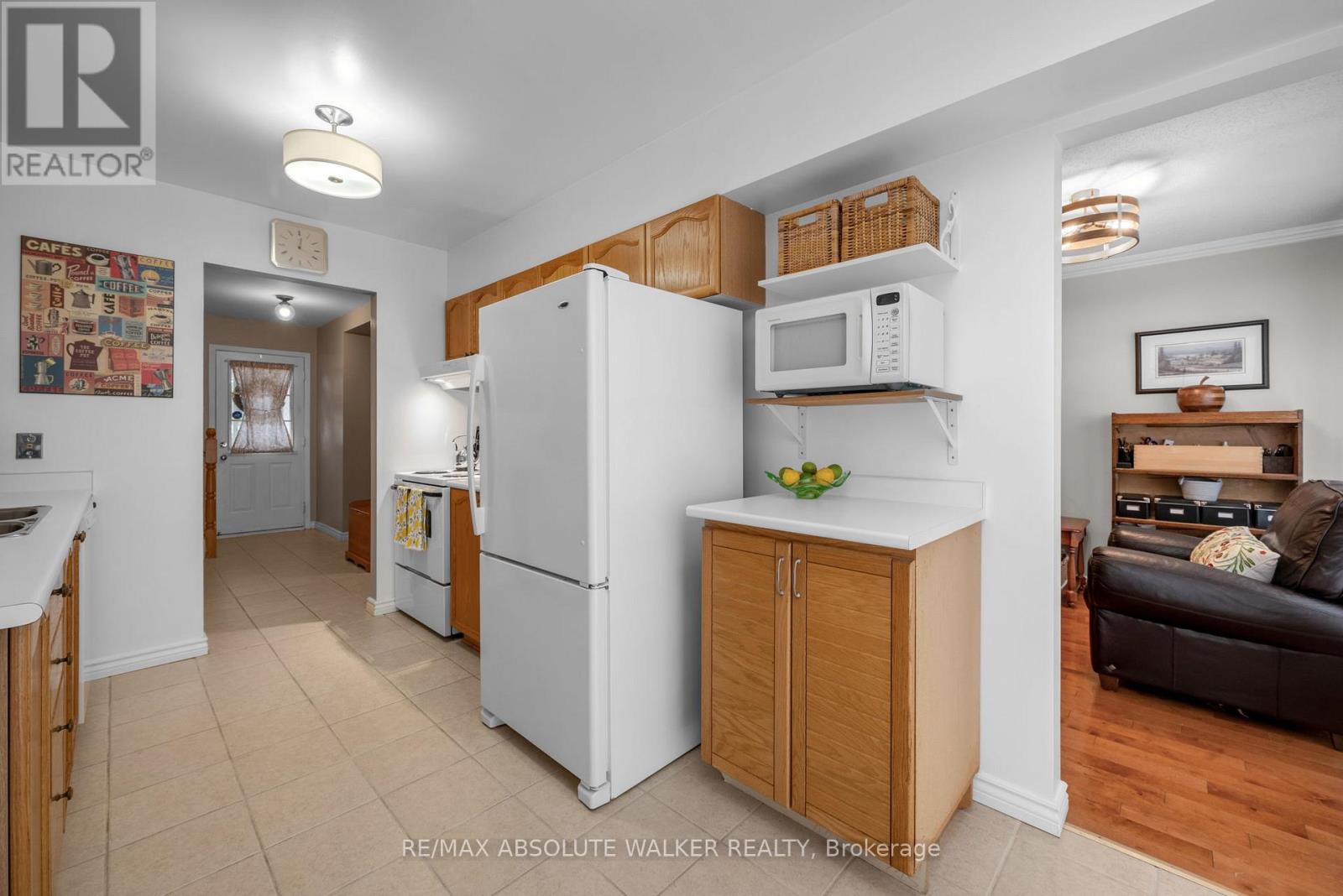 757 Clearcrest Crescent