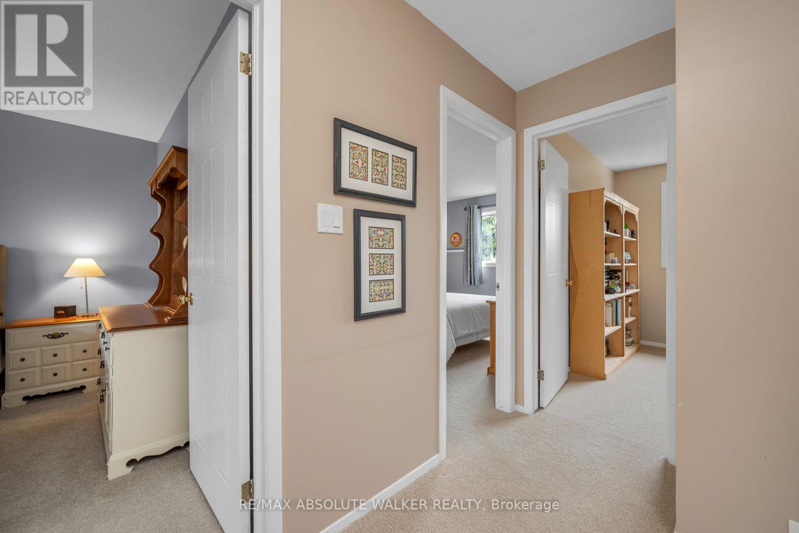 757 Clearcrest Crescent
