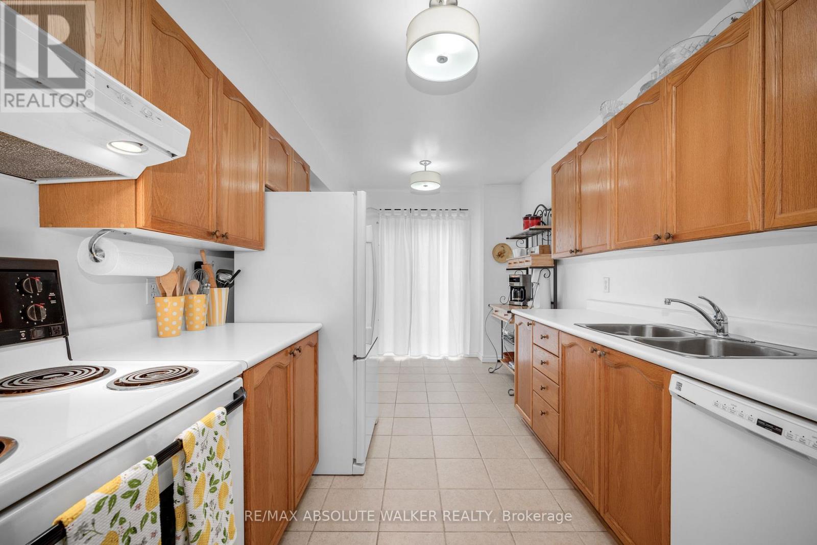 757 Clearcrest Crescent